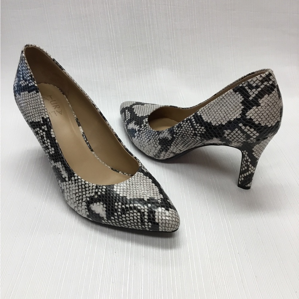 Naturalizer New Snake Design Heels - Picture 7 of 8